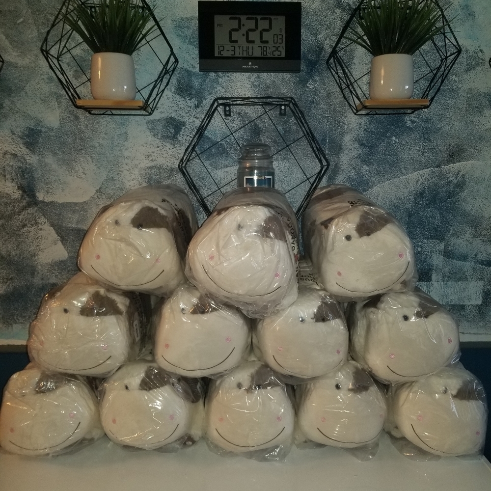 Pillowpet chocolate cow milkshake scent